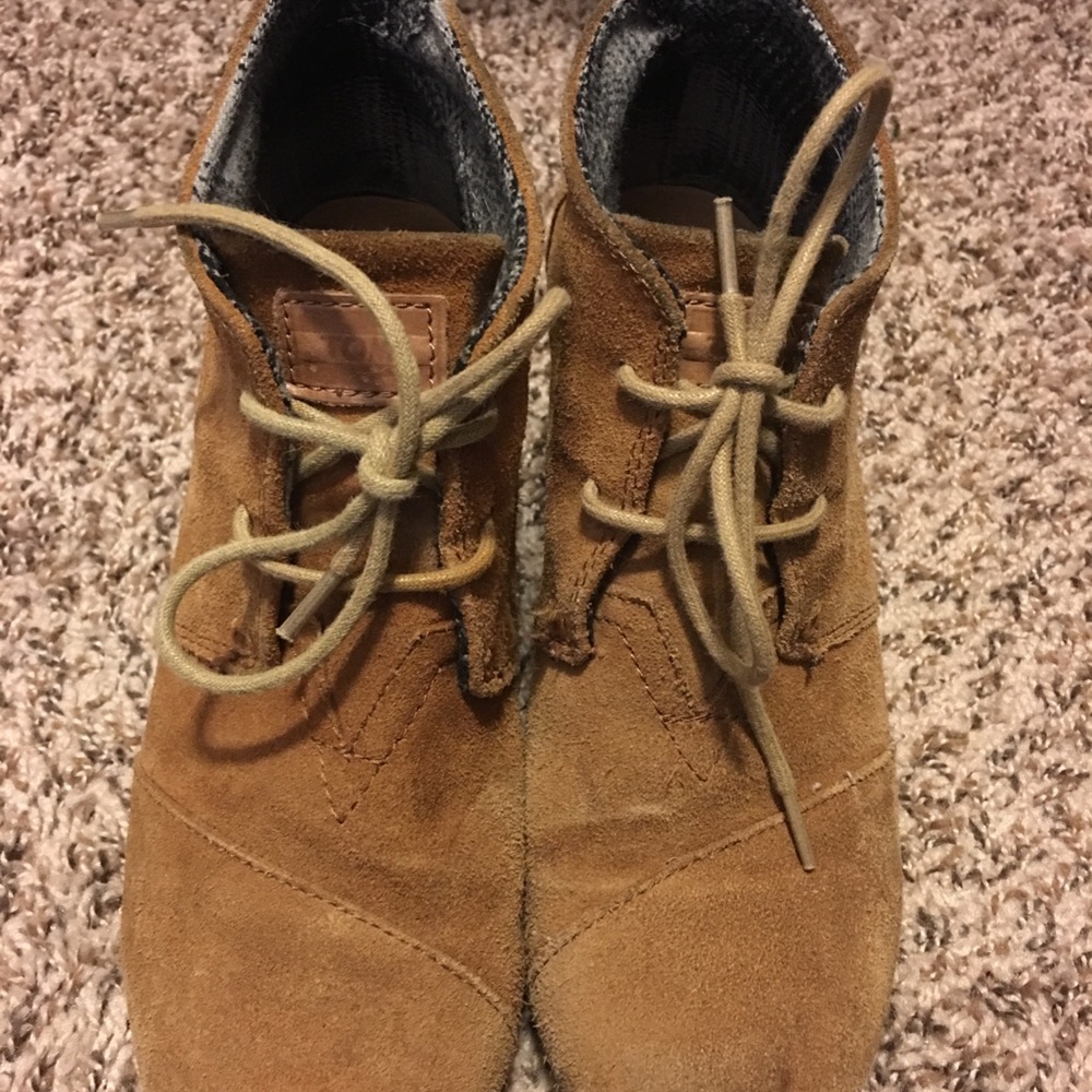 Toms Chestnut Wedge Booties